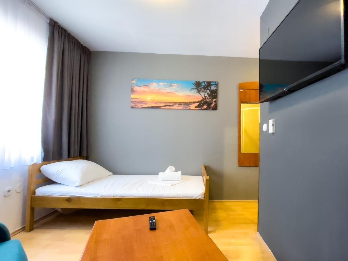 Grand - Premium Rooms & Apartments Selce Luaran gambar